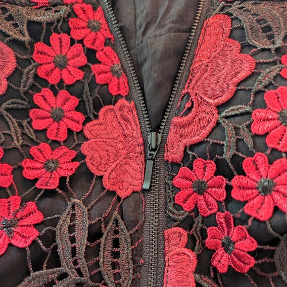 FOREST LILY LACE RED & BLACK dress Sz 8 COLORFUL ROSES & PUPPIES LACE *STUNNING* - Picture 7 of 13